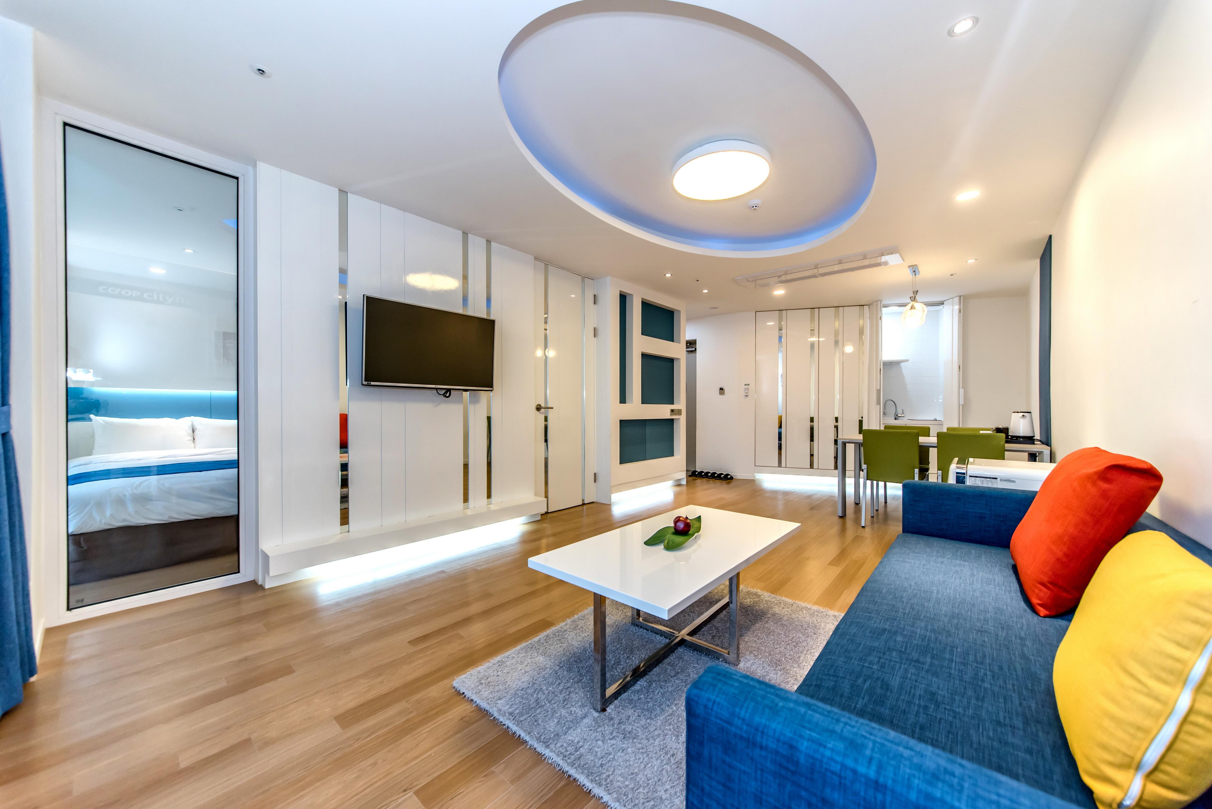 Aimi Jeju Beach Hotel Экстерьер фото