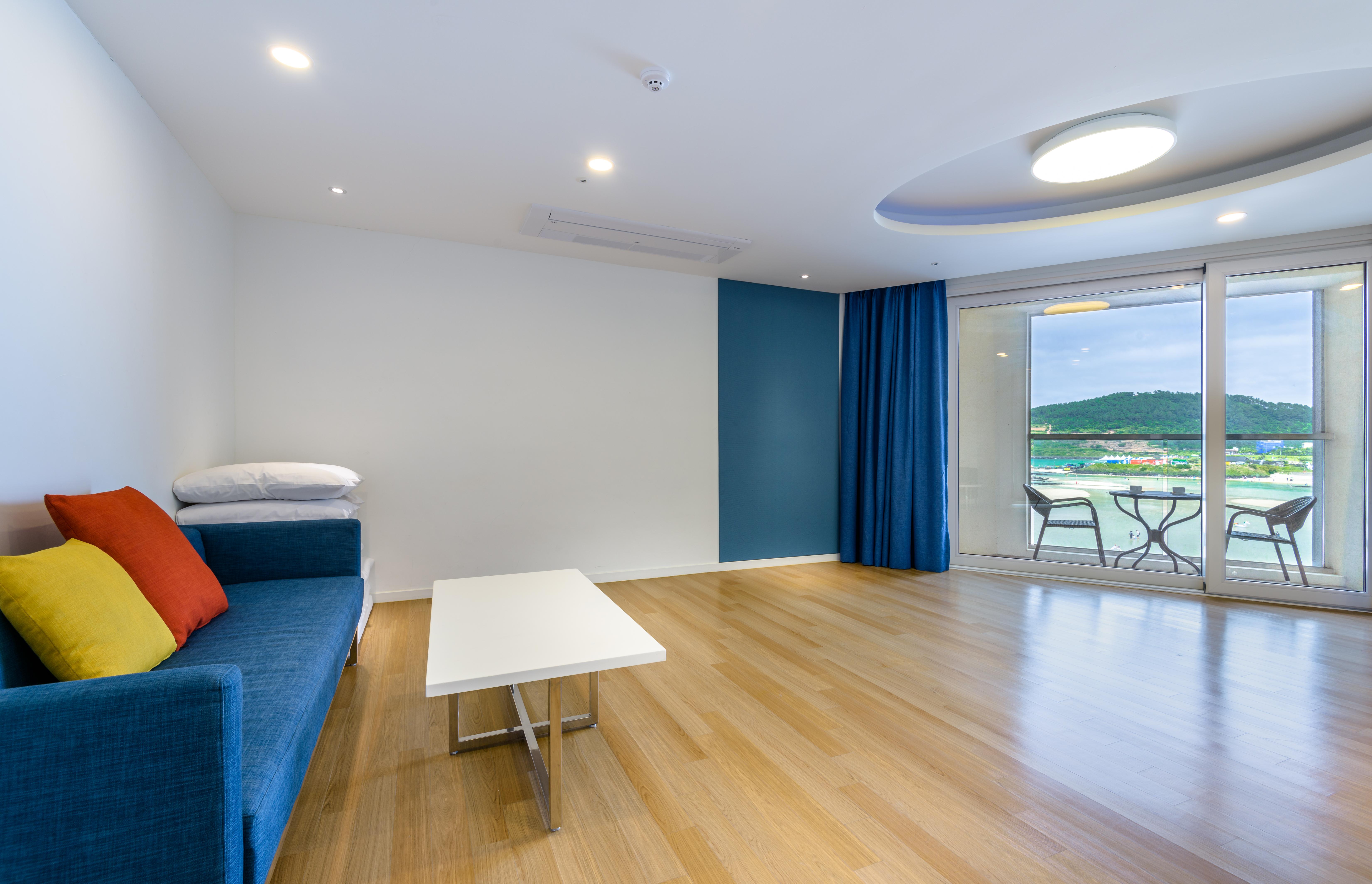 Aimi Jeju Beach Hotel Экстерьер фото
