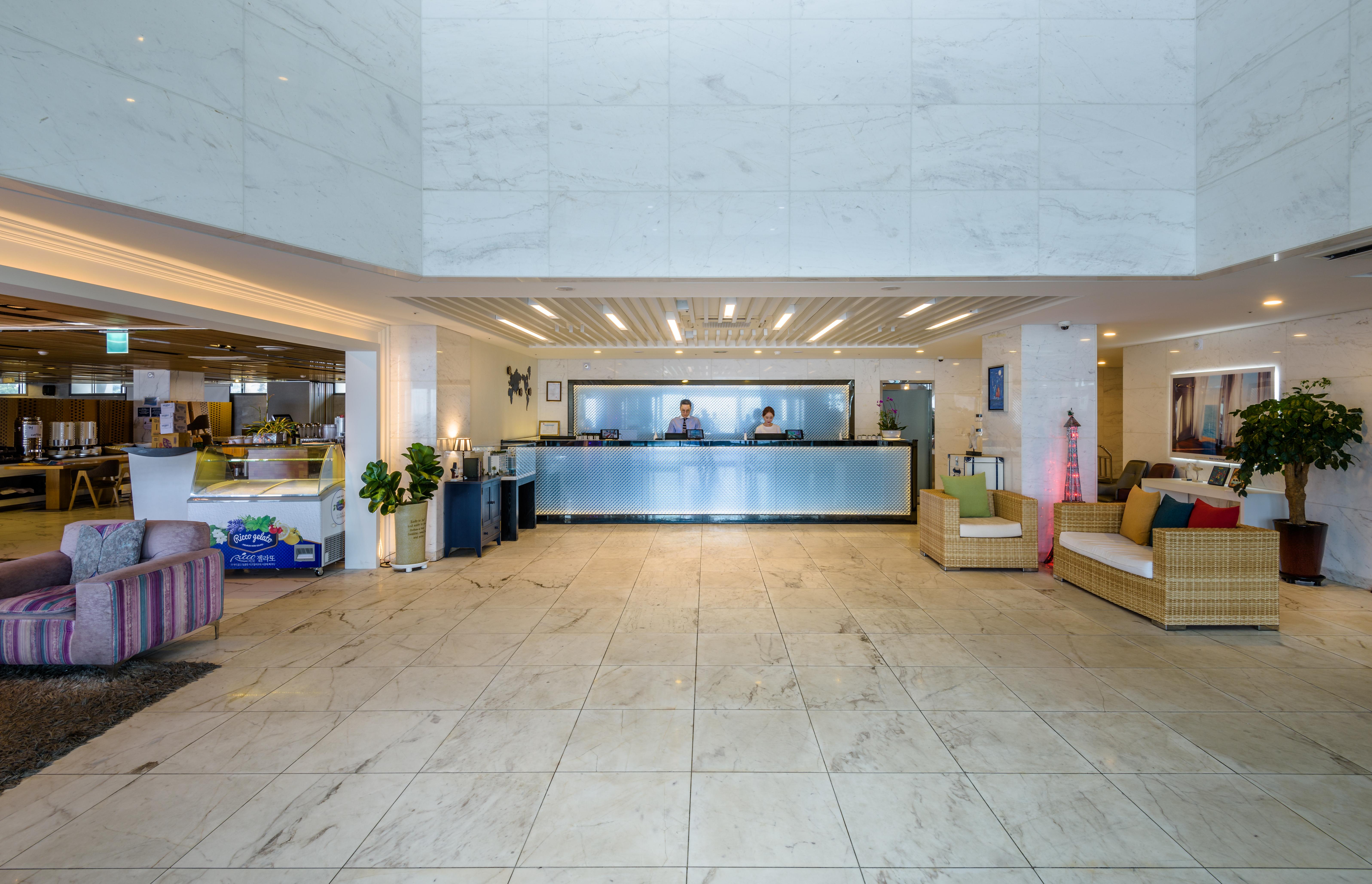 Aimi Jeju Beach Hotel Экстерьер фото